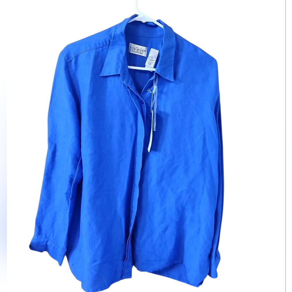 Liz Claibirne Button Down Blouse